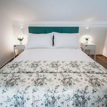 Tamara Vila Brodarica (Sibenik-Knin)
